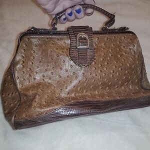 Elegant Brown Handbag